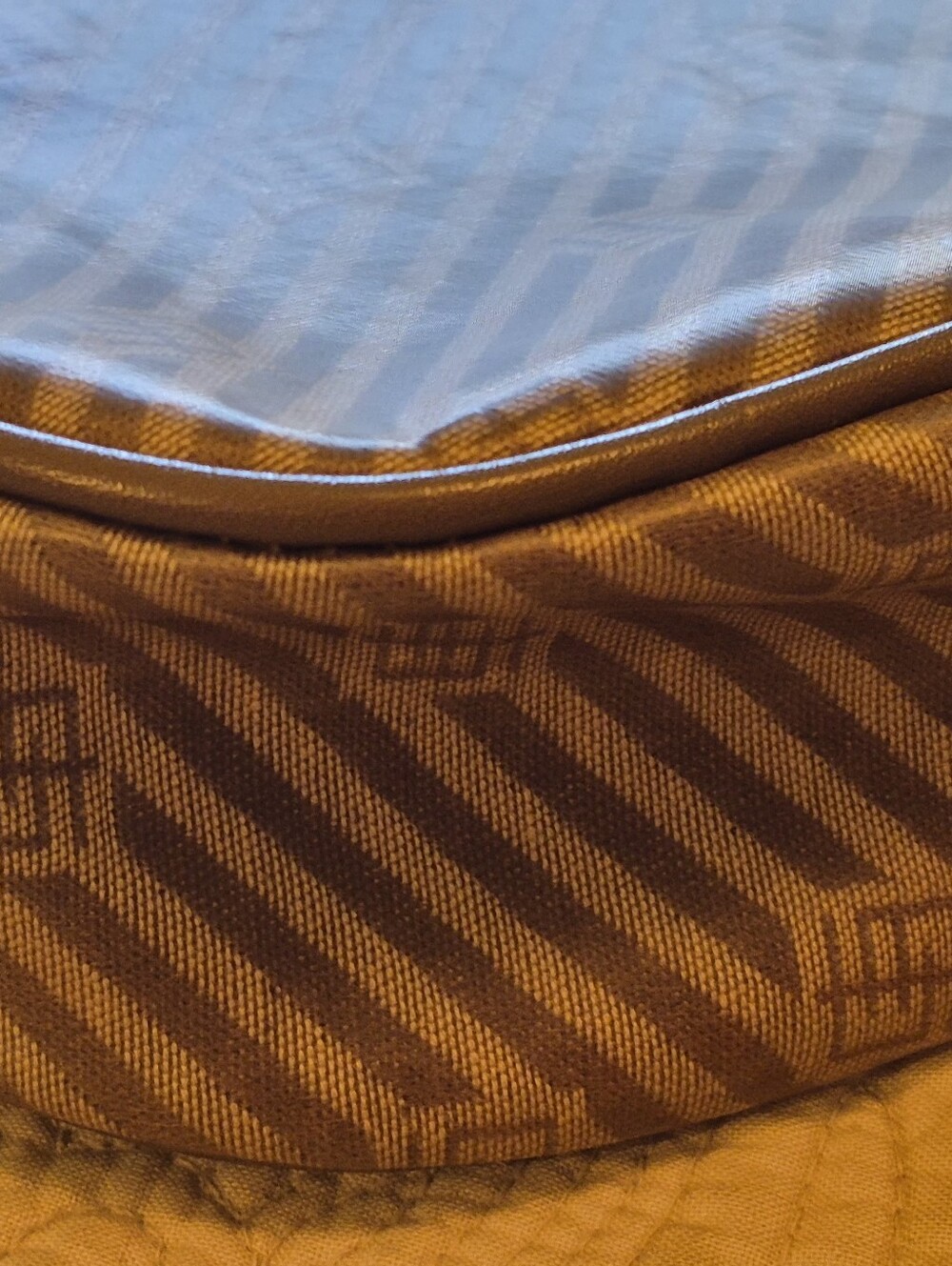 Emilio Pucci Vintage Tan Crossbody Bag - Picture 14 of 15